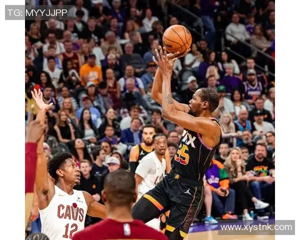 中国男篮与美国太阳队在96年主场对决的精彩回顾与分析 中国男篮与美国太阳队在96年主场对决的精彩回顾与分析