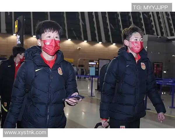 中国蓝队迎战尹伊朗队全力争胜展现团队精神与竞技实力