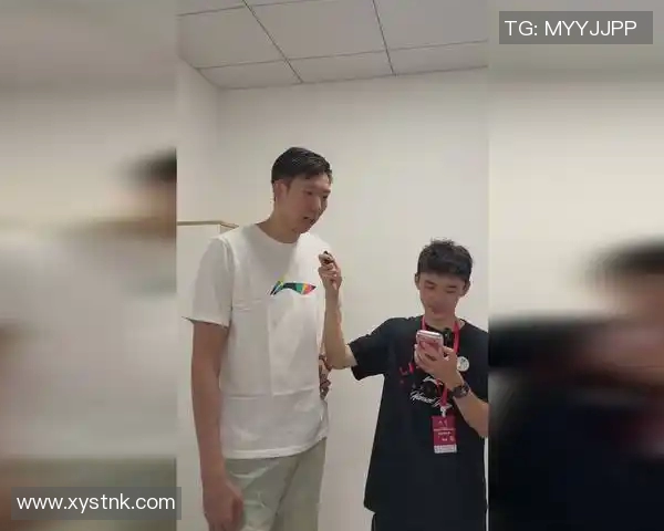 周琦在NBA首秀对阵掘金全场精彩表现回顾与分析 周琦在NBA首秀对阵掘金全场精彩表现回顾与分析